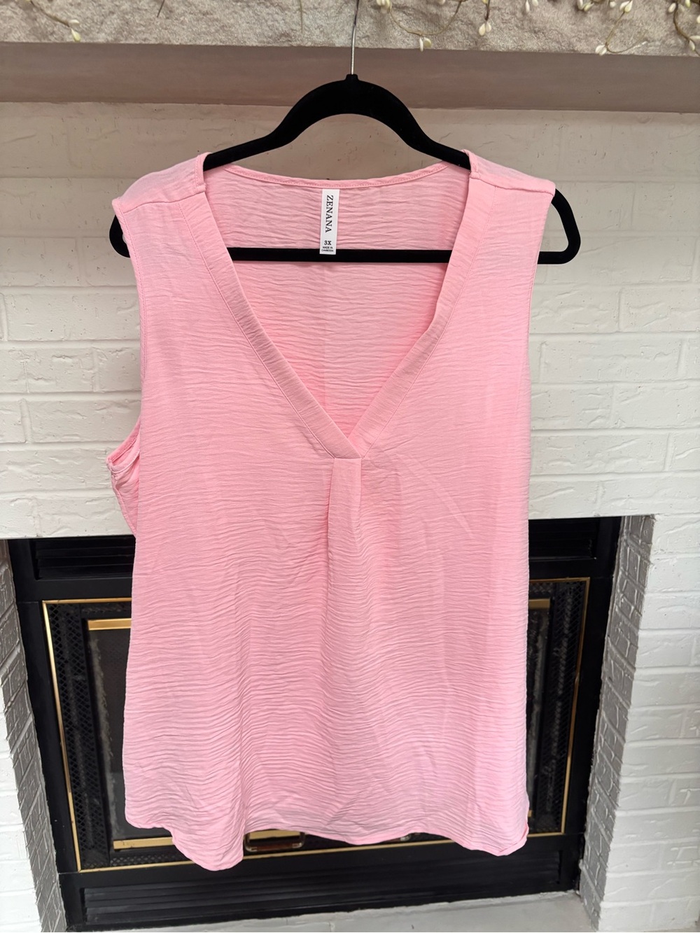 Zenana Outfitters Light Pink V-Neck Sleeveless Camisole